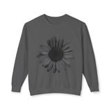 Minimalist Floral Crewneck Sweatshirt for Nature Lovers